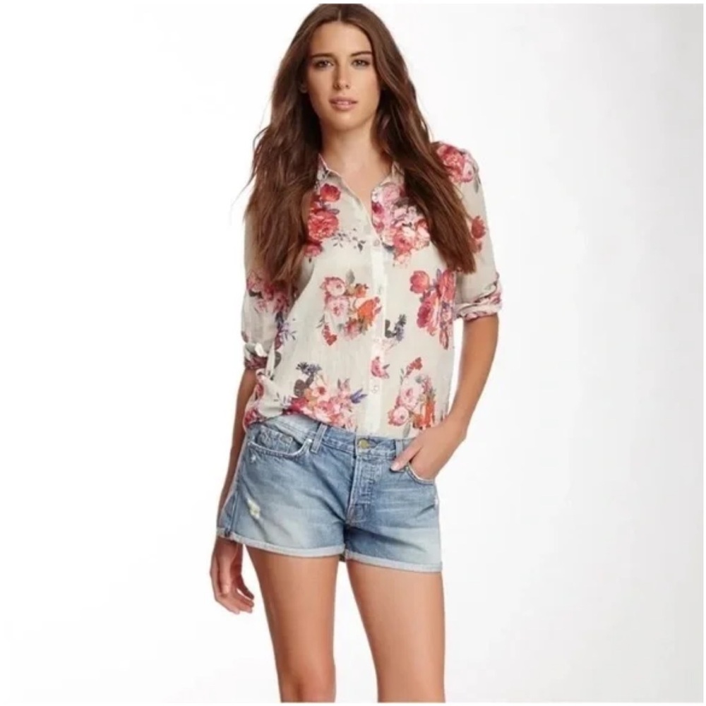 J Brand Patti Magnetic Distressed Light Wash Denim Button Fly Shorts Size 31